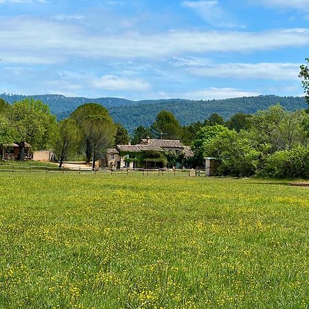 La Cabane De Babarot Aups Exteriér fotografie