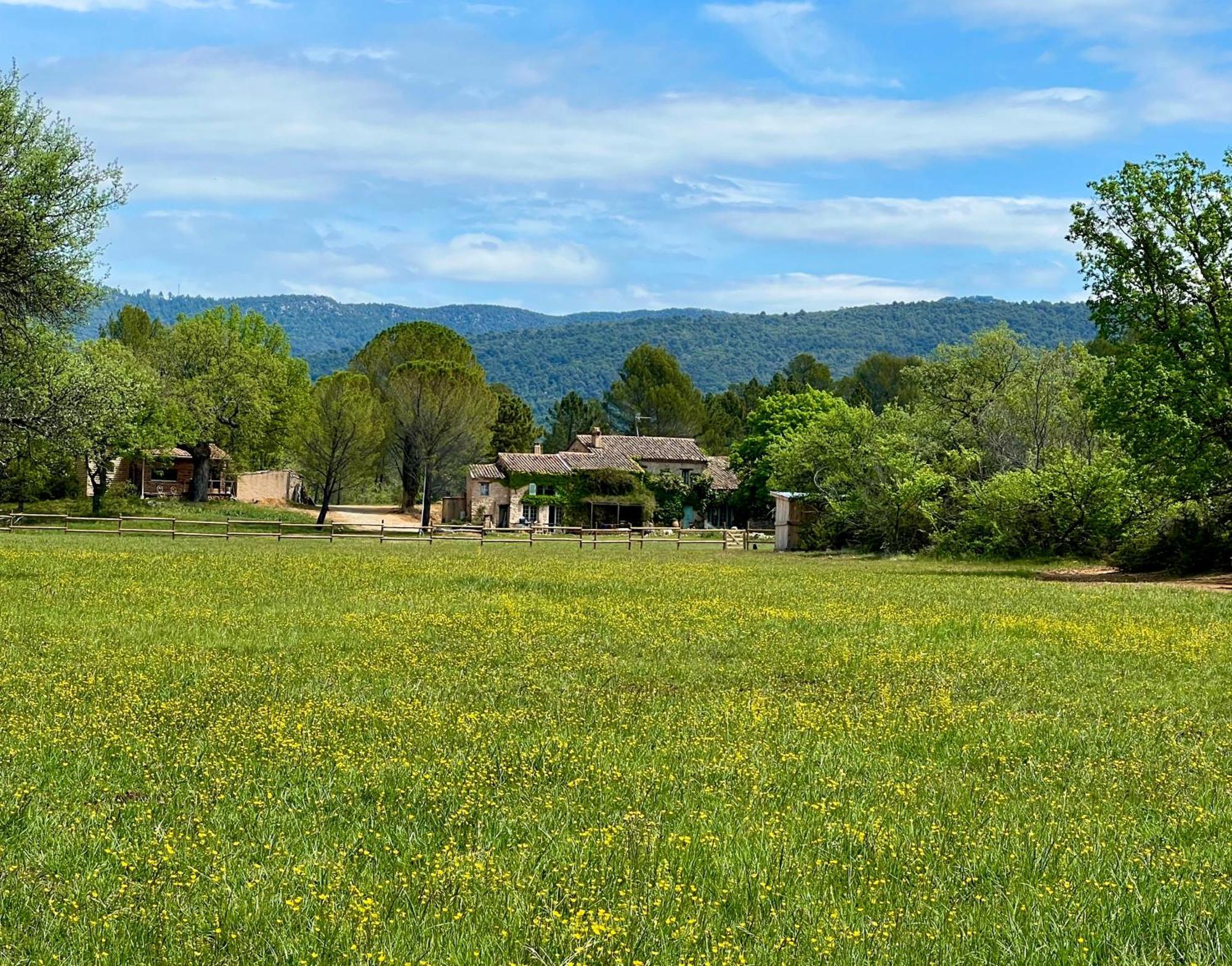 La Cabane De Babarot Aups Exteriér fotografie